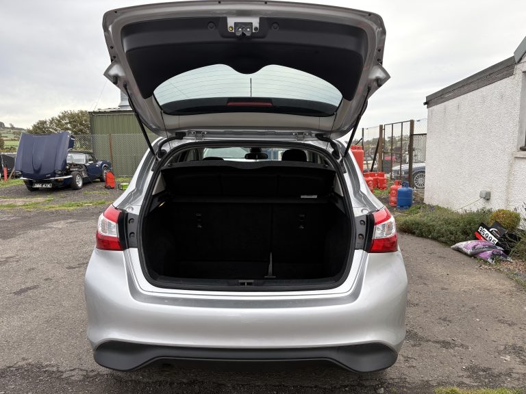 NISSAN PULSAR HATCHBACK 1.5L